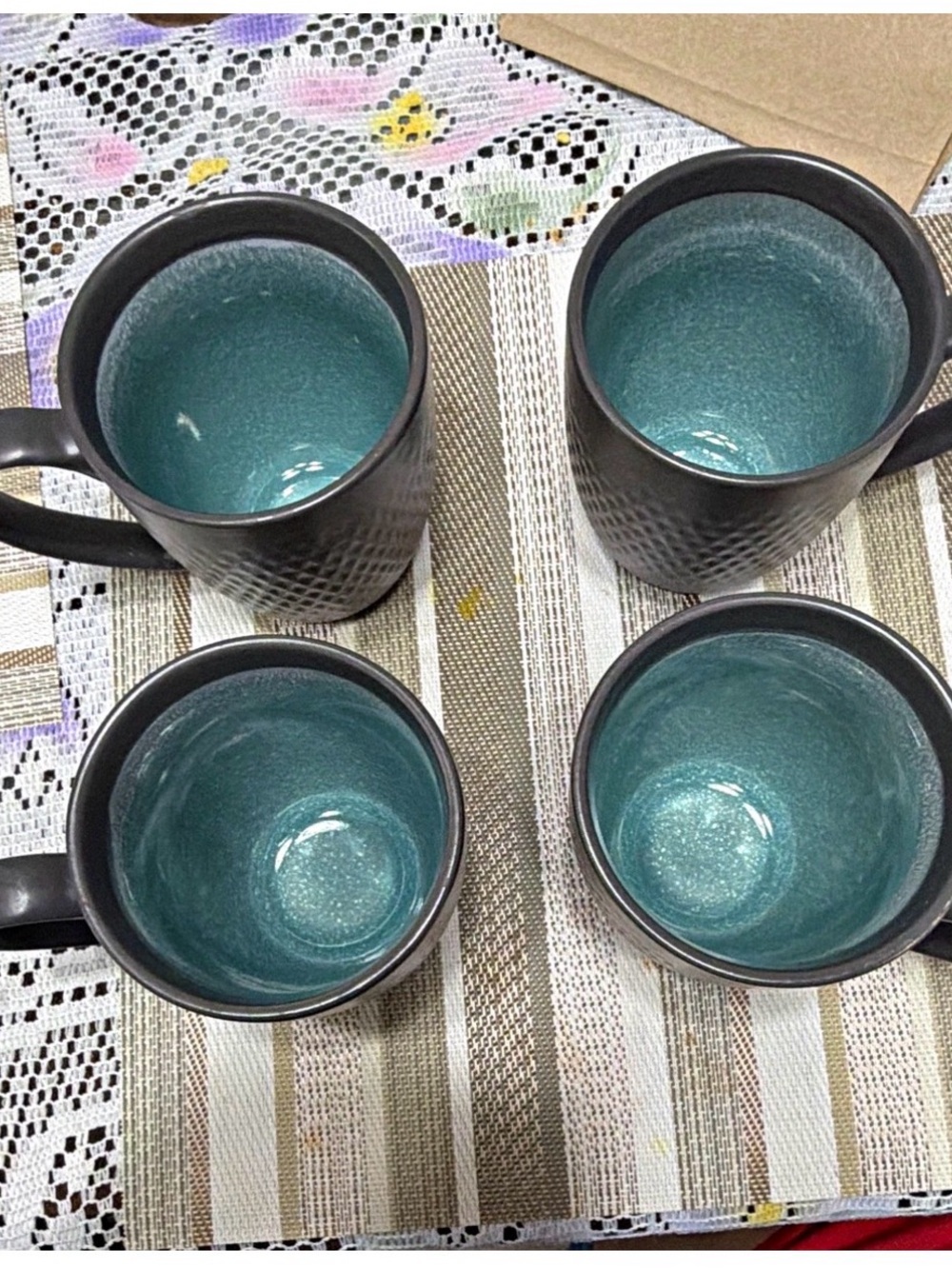 Set of 4 Ceramic Mugs with Teal Interior and Matte Black Exterior
